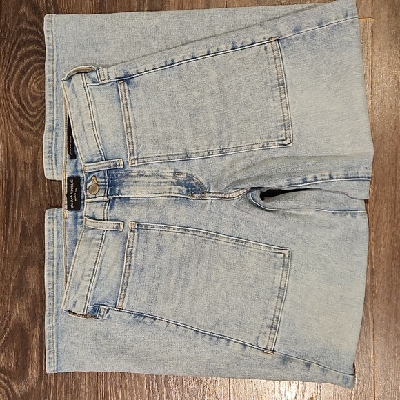 Banana Republic Denim - ❤️ NWOT! BANANA REPUBLIC HIGH RISE WIDE LEG CROP JEANS, 0 (25)